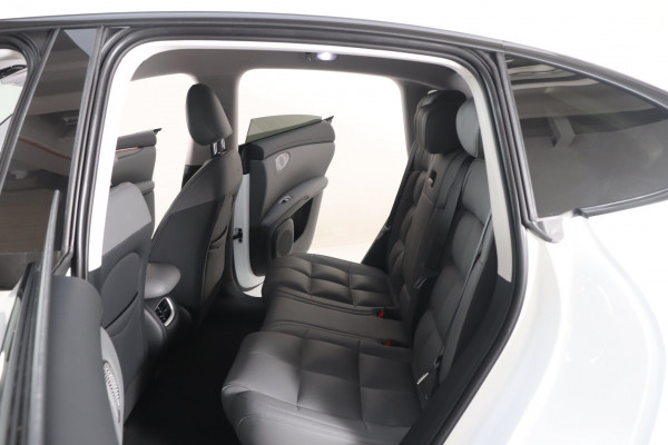 2026 MG IM6 Platinum SUV Image 9