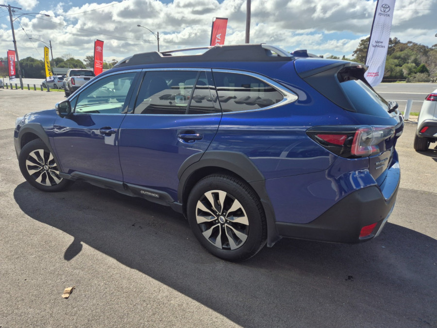 2024 Subaru Outback 6GEN AWD Touring SUV Image 7