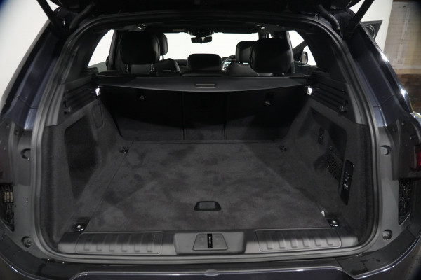 2023 Land Rover Range Rover Sport L461 D300 Dynamic SE SUV image 35