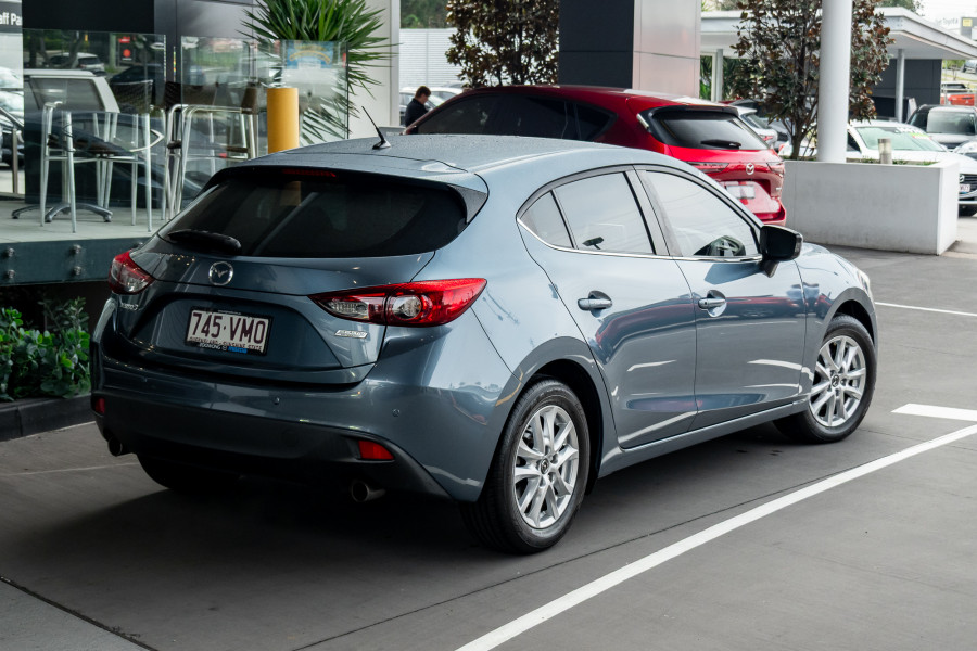 2015 Mazda 3 BM Series Maxx Hatch Image 2