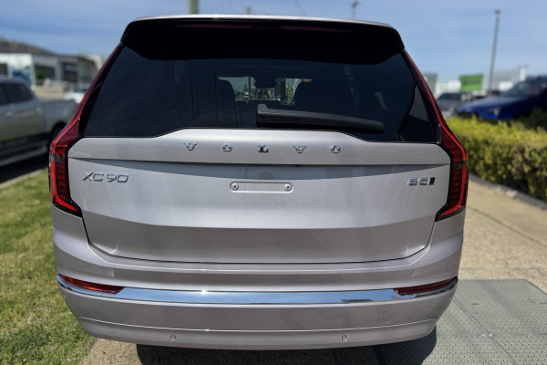 2025 MY26 Volvo XC90 L Series Plus B5 Bright SUV Image 6