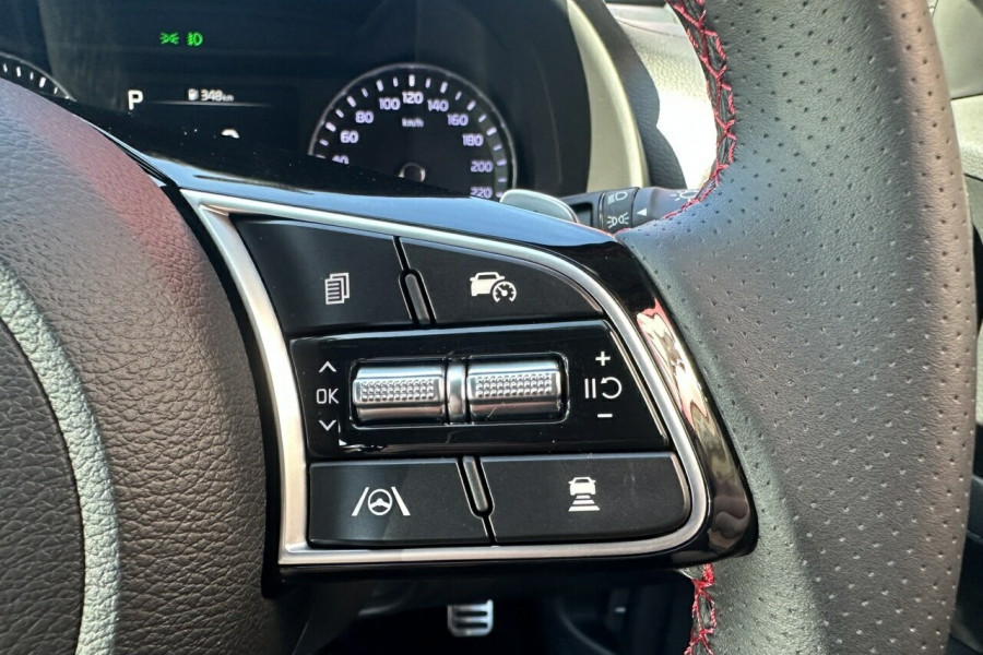 2024 Kia Cerato BD GT Hatch Image 18