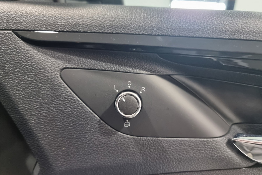 2024 MY23 LDV T60 SK8C Max LUXE Ute Image 37