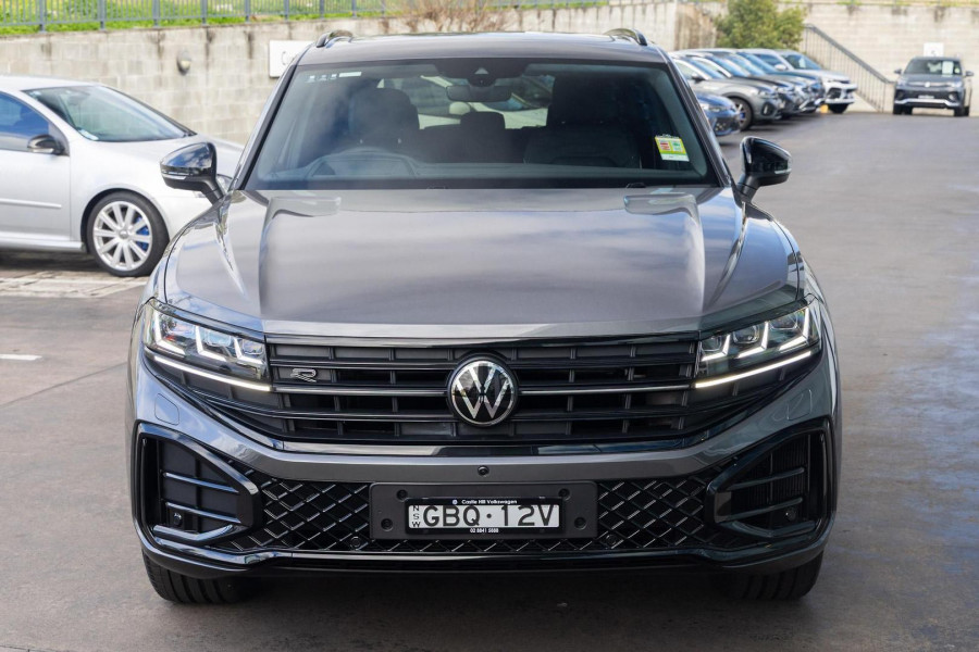 2026 Volkswagen Touareg RC 210TDI Wolfsburg Edition SUV Image 4