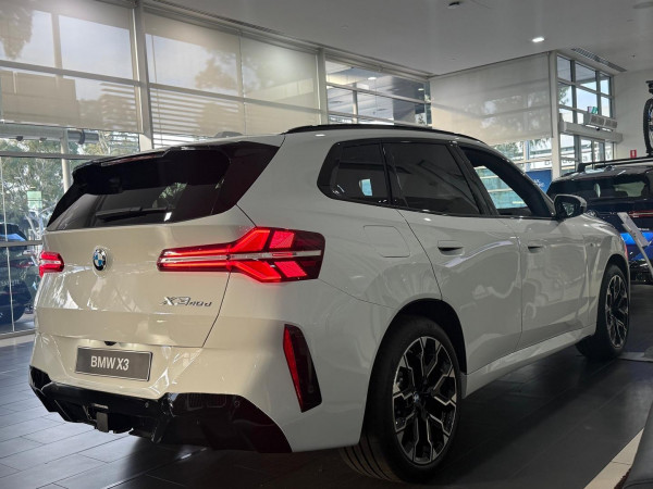 2026 BMW X3 G45 40d xDrive SUV image 4