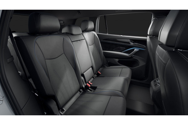 2025 Volkswagen Tayron R4 195TSI R-Line SUV Image 12