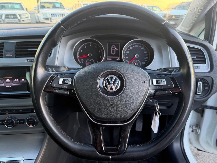 2014 MY15 Volkswagen Golf 7 90TSI Comfortline Hatch Image 17