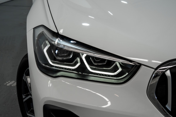 2020 BMW X1 sDrive20i SUV Image 2