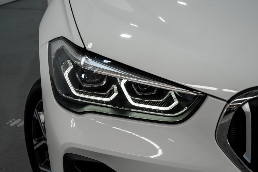 2020 BMW X1 sDrive20i SUV Image 2