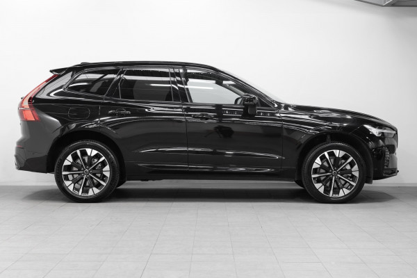 2026 Volvo XC60 UZ B5 Ultra Dark 2L Mild Hybrid AWD SUV Image 3