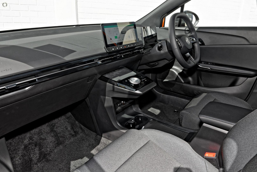2024 MG MG4 MEH32 Excite 64 Hatch Image 7