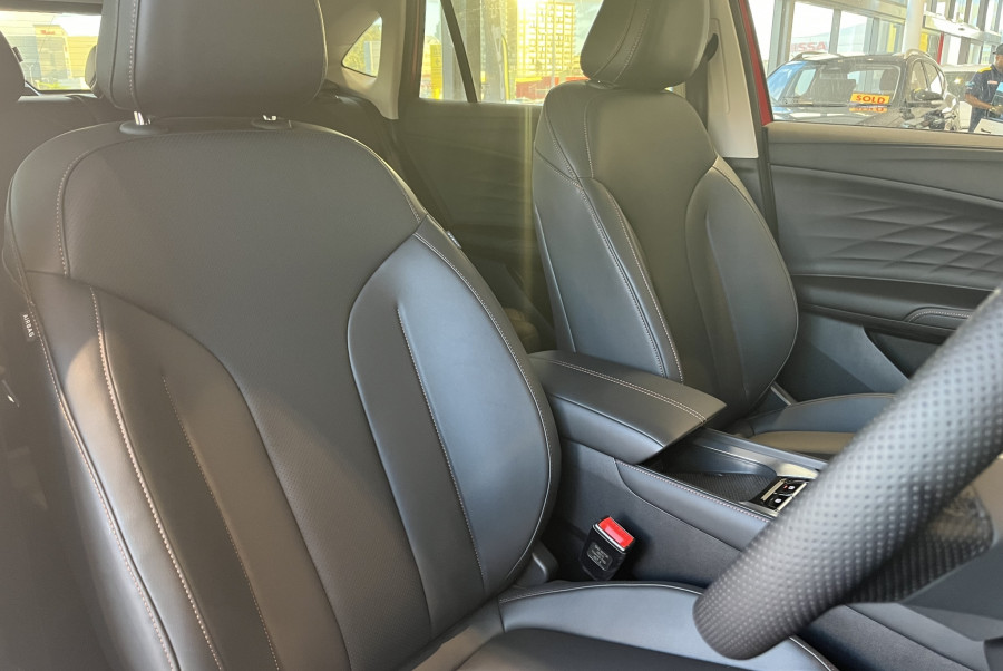 2025 MG HS Essence 1.5Pt SUV Image 8