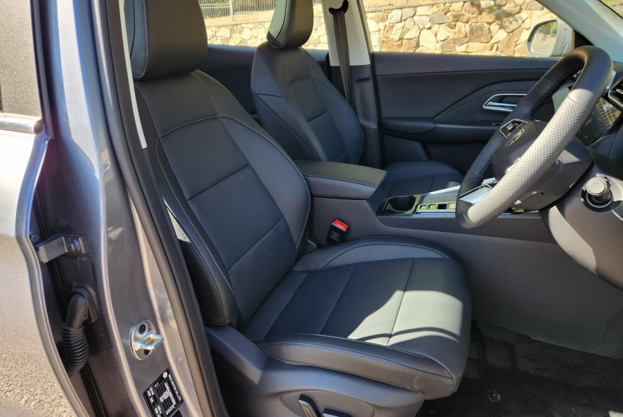2025 MG ZS ZS32 Essence Turbo SUV Image 9