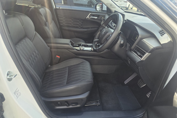 2025 Mitsubishi Outlander ZM Exceed SUV Image 25