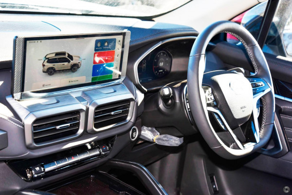 2026 MY25 LDV D90 SV9A Executive SUV Image 8