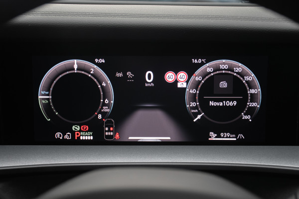 2026 Volkswagen Tayron R4 200TSI eHybrid R-Line SUV Image 13