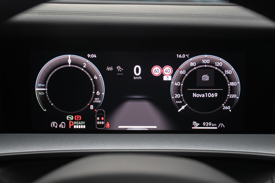 2026 Volkswagen Tayron R4 200TSI eHybrid R-Line SUV Image 13