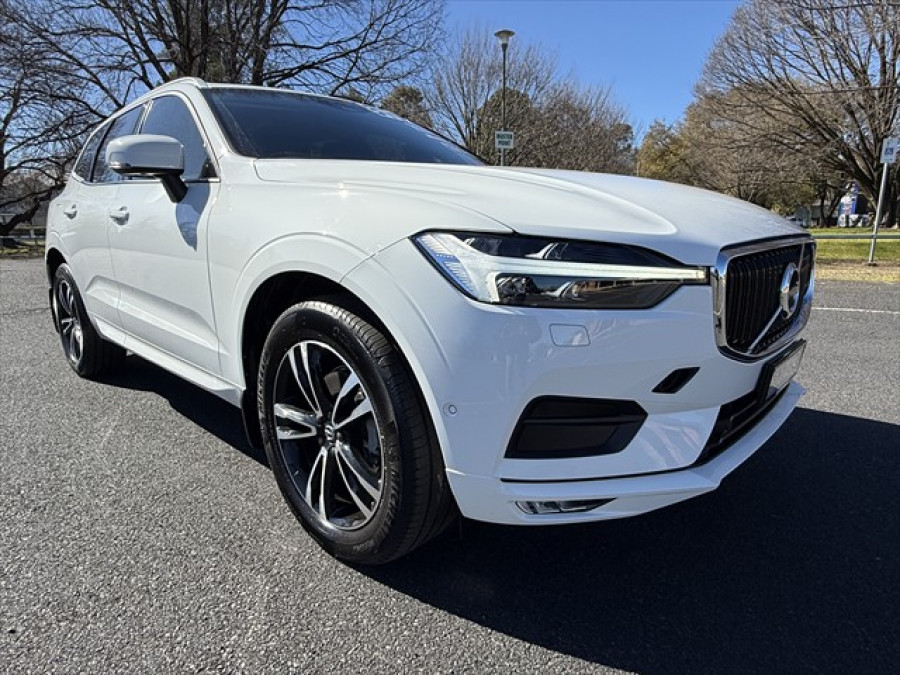 2020 MY21 Volvo XC60 UZ D4 Momentum SUV Image 1