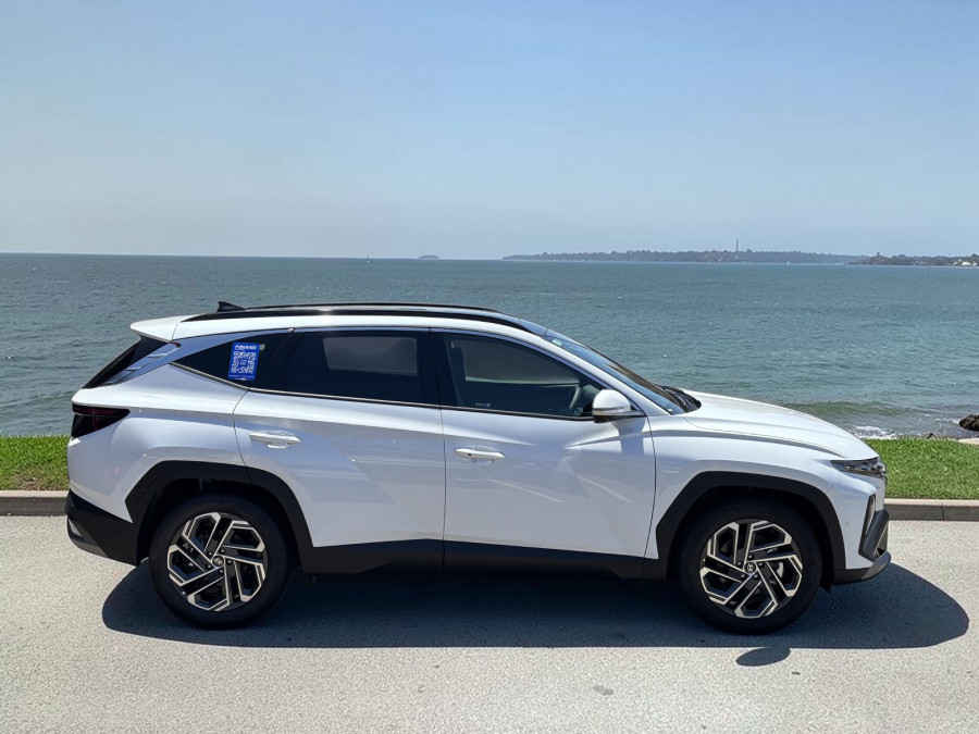 2026 Hyundai Tucson NX4.V4 Hybrid Premium SUV Image 6
