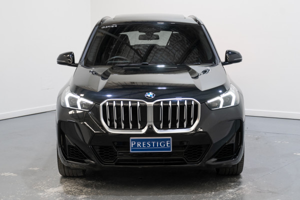 2023 BMW X1 xDrive20i M Sport SUV Image 8