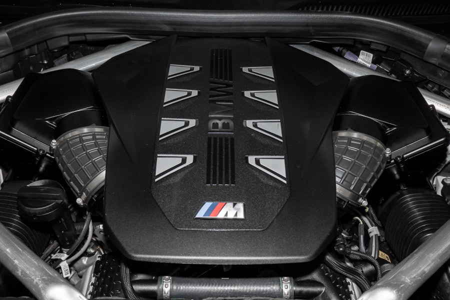 2025 BMW X7 G07 LCI M60i SUV