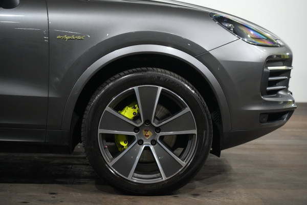 2019 Porsche Cayenne E-Hybrid SUV image 5