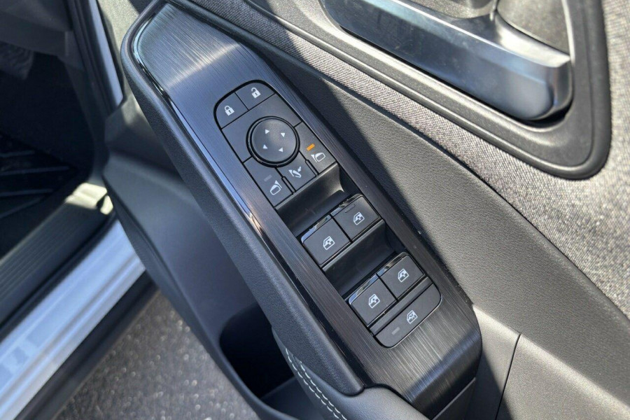 2025 Nissan QASHQAI J12 ST SUV Image 17