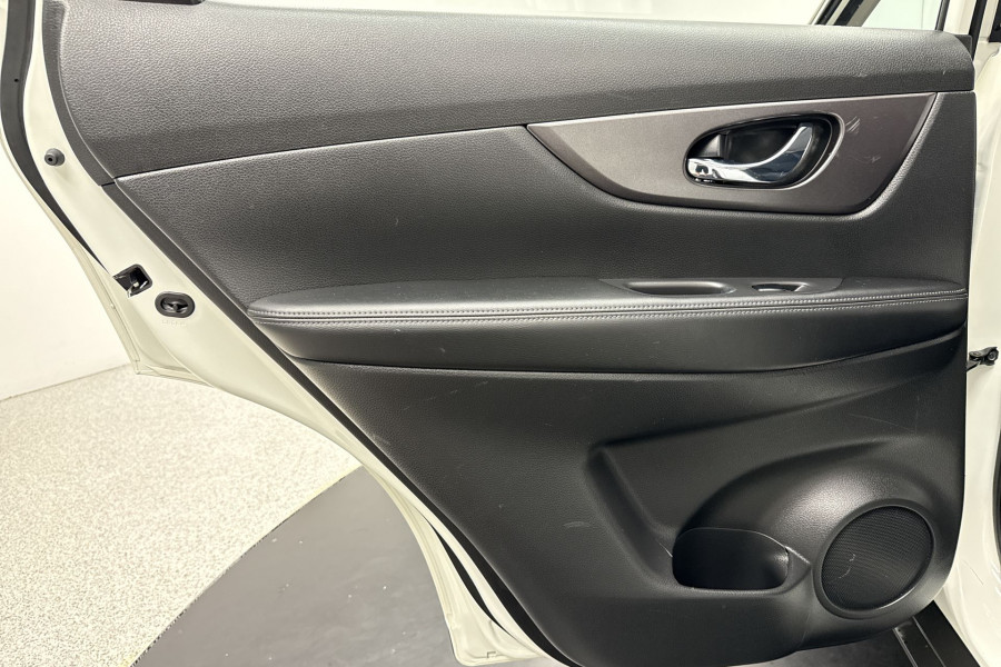 2016 Nissan X-Trail T32 ST SUV Image 14