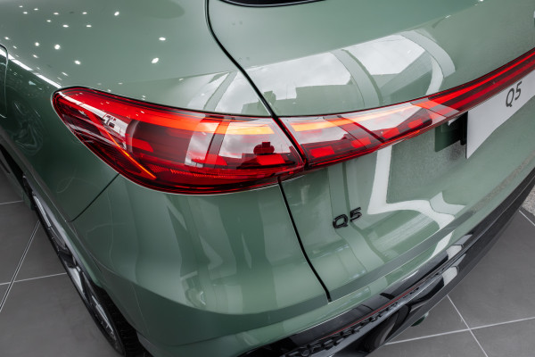 2025 MY26 Audi Q5 e-hybrid 270kW SUV image 19