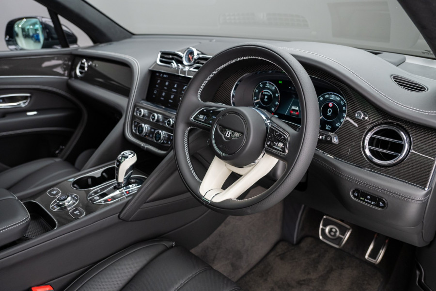 2026 Bentley Bentayga 4V V8 SUV