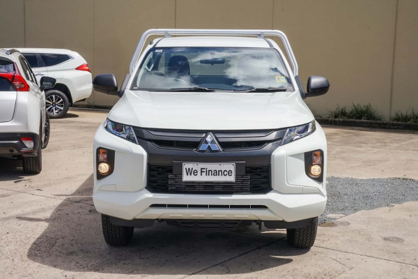 2019 Mitsubishi Triton MR GLX Cab chassis