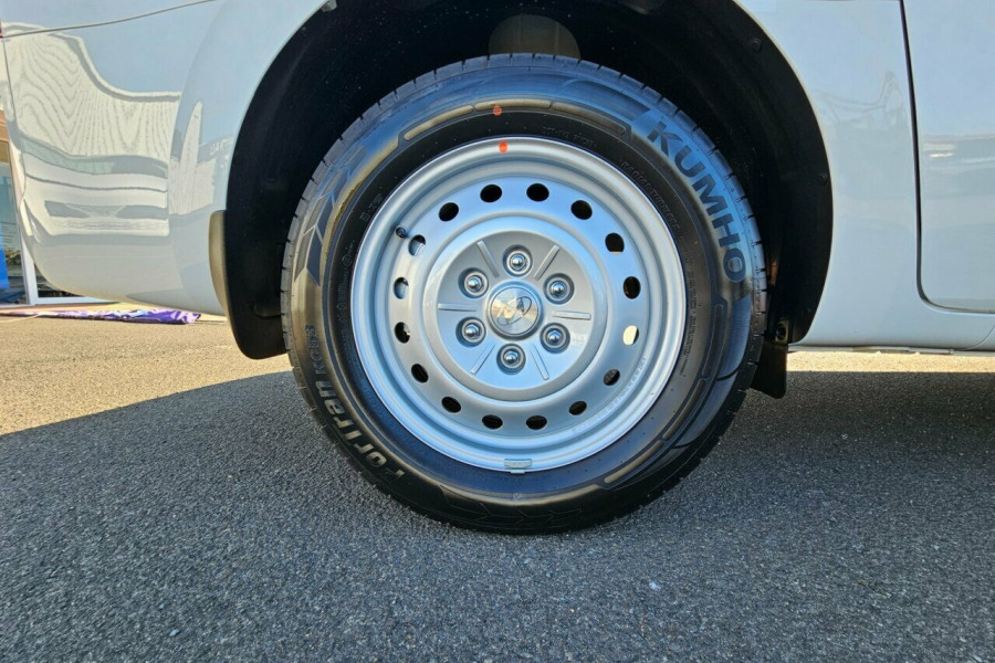 2024 MY25 Hyundai Staria Load US4.V3  Van Image 9