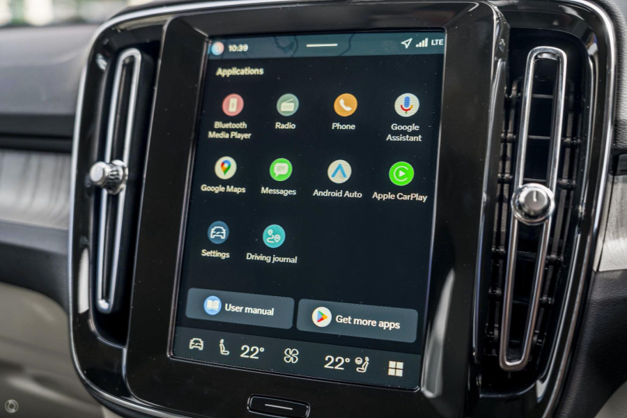 2026 Volvo XC40 XZ Plus B4 SUV Image 8