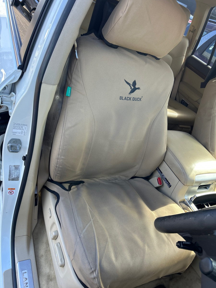 2016 Toyota LandCruiser VDJ200R Sahara SUV Image 10