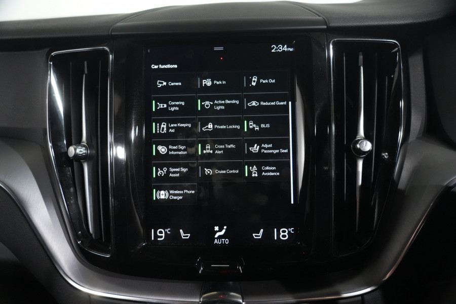 2021 Volvo XC60 UZ D4 Momentum SUV