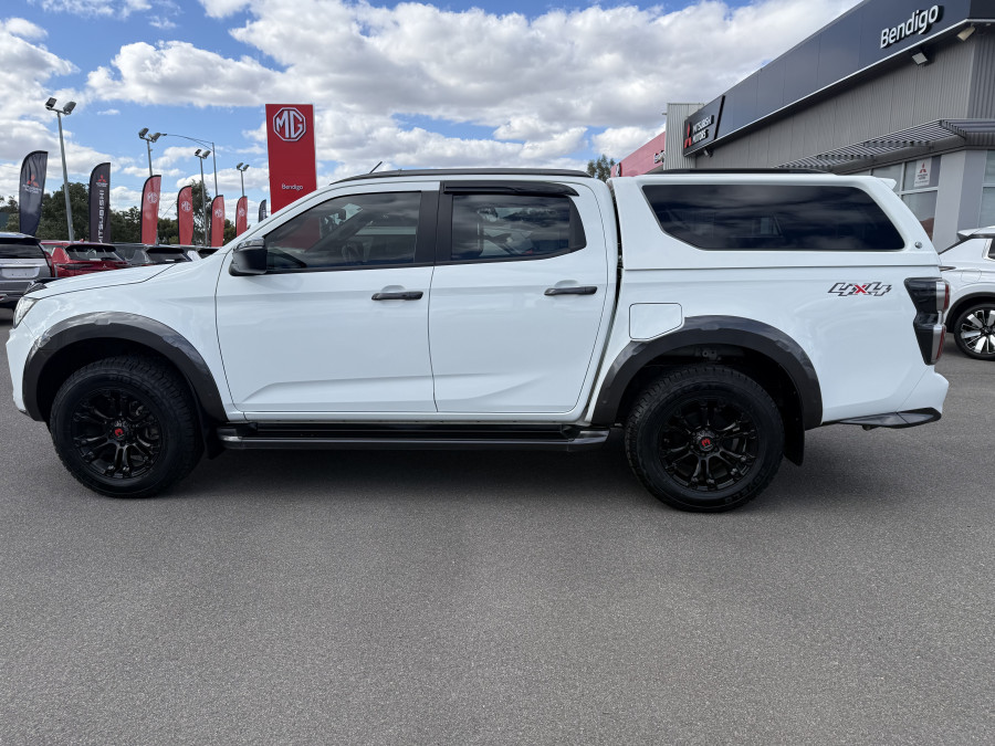 2021 Isuzu D-MAX RG X-TERRAIN Ute Image 9