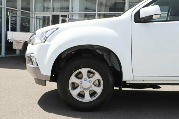 2019 Isuzu UTE MU-X LS-M 4x2 Wagon Mobile Image 5