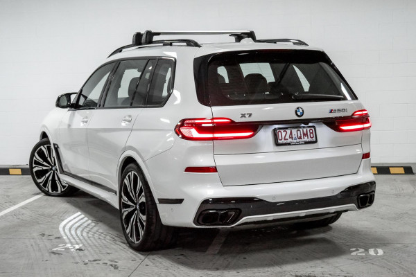 2025 BMW X7 G07 LCI M60i SUV image 2