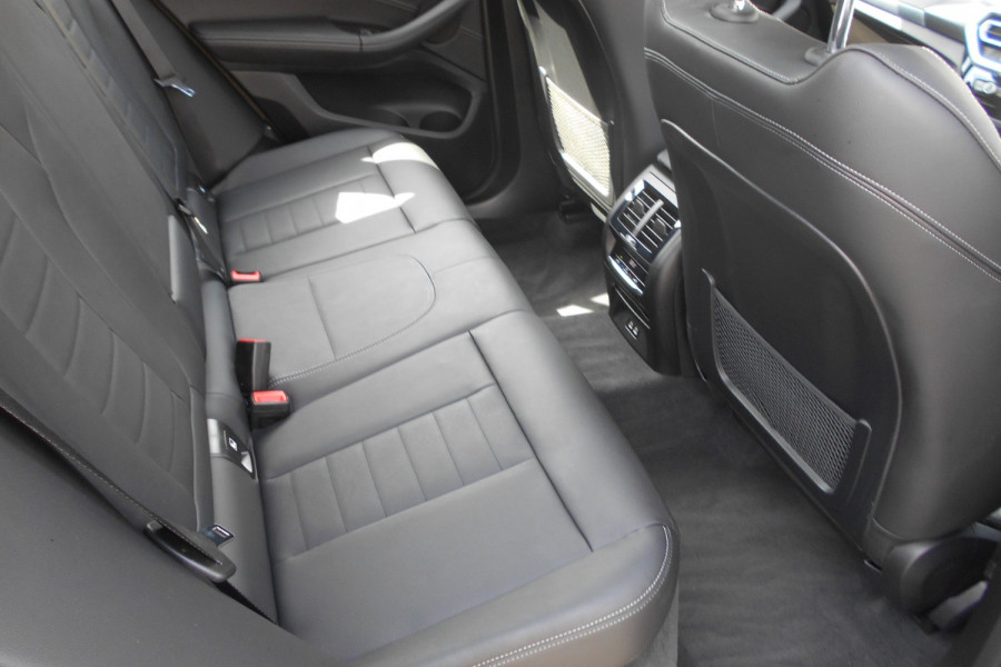 2022 BMW X3 G01 LCI xDrive30i SUV Image 14