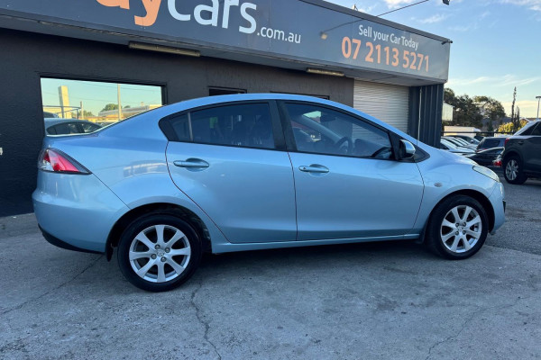 2010 Mazda 2 DE Series 2 Maxx Sedan Image 6