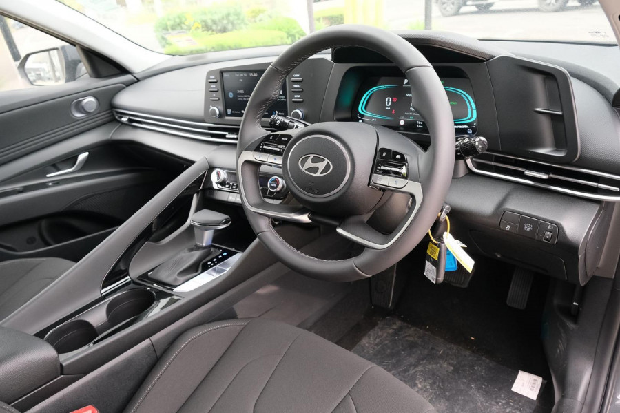 2026 Hyundai i30 CN7.V4 Hybrid Sedan Image 8