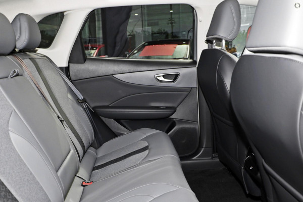 2025 MG MGS5 EV ZS3EM Essence 62 SUV Image 9
