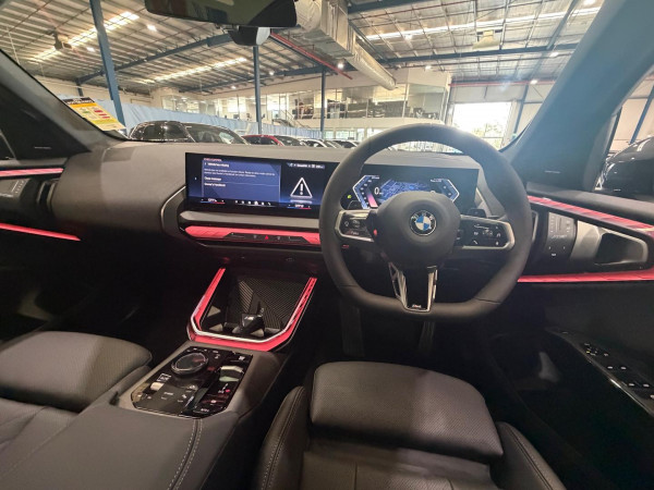 2025 BMW X3 G45 40d xDrive SUV image 17