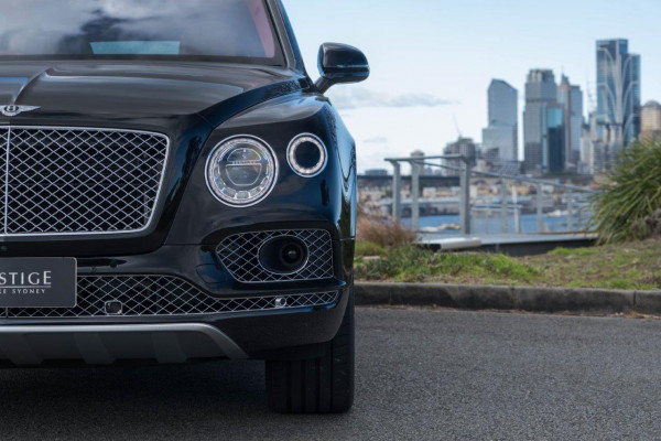 2016 Bentley Bentayga First Edition W12  SUV Image 3