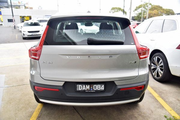 2023 MY24 Volvo XC40  Ultimate B4 Bright SUV Image 3