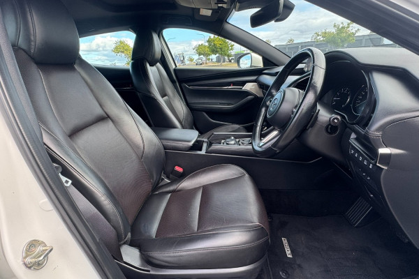2023 Mazda 3 BP Series G25 Astina Hatch Image 8