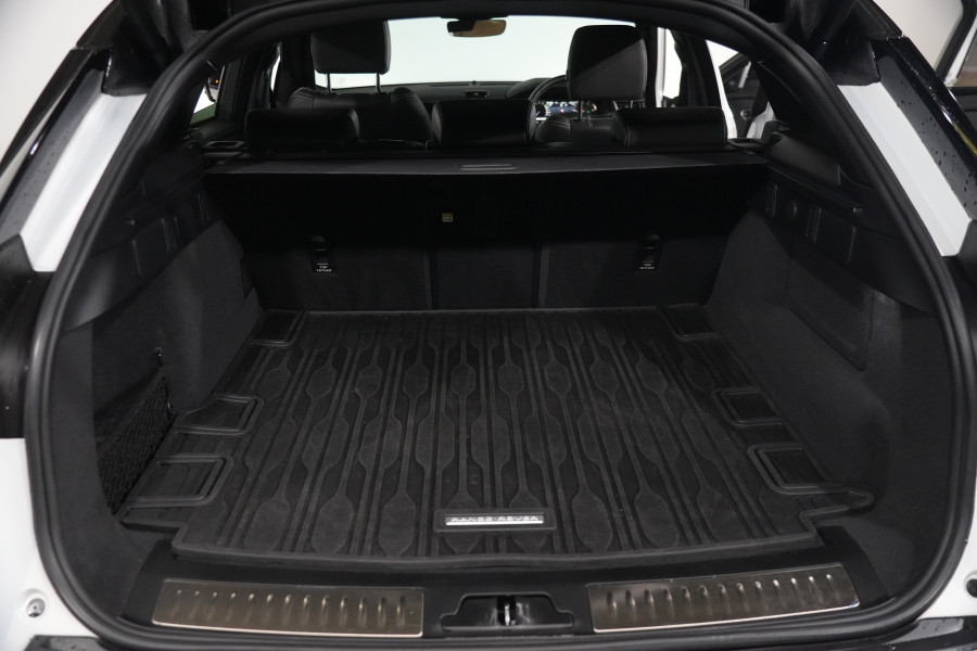 2023 Land Rover Range Rover Velar L560 D300 Edition SUV