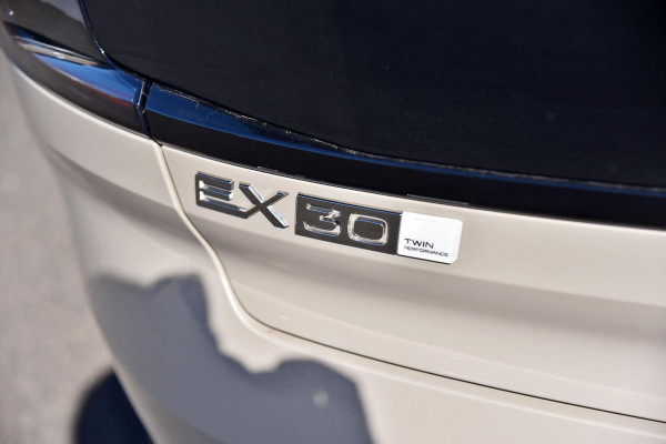 2025 MY26 Volvo EX30 Cross Country   SUV Image 14