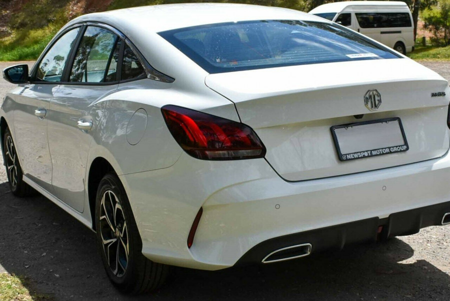 2024 MG MG5 AP32 Essence Sedan Image 9