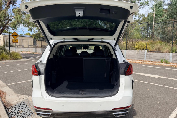 2025 MG QS IS31 Essence SUV Image 7